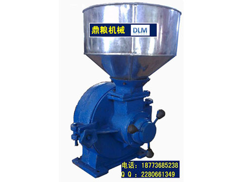 30型磨片式粉碎機(jī)、磨粉機(jī)磨粉機(jī)，磨片式，產(chǎn)量達(dá)1000公斤時,粗細(xì)可調(diào)